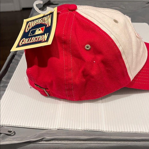 Red and White Baseball Cap Brand New - Picture 3 of 8